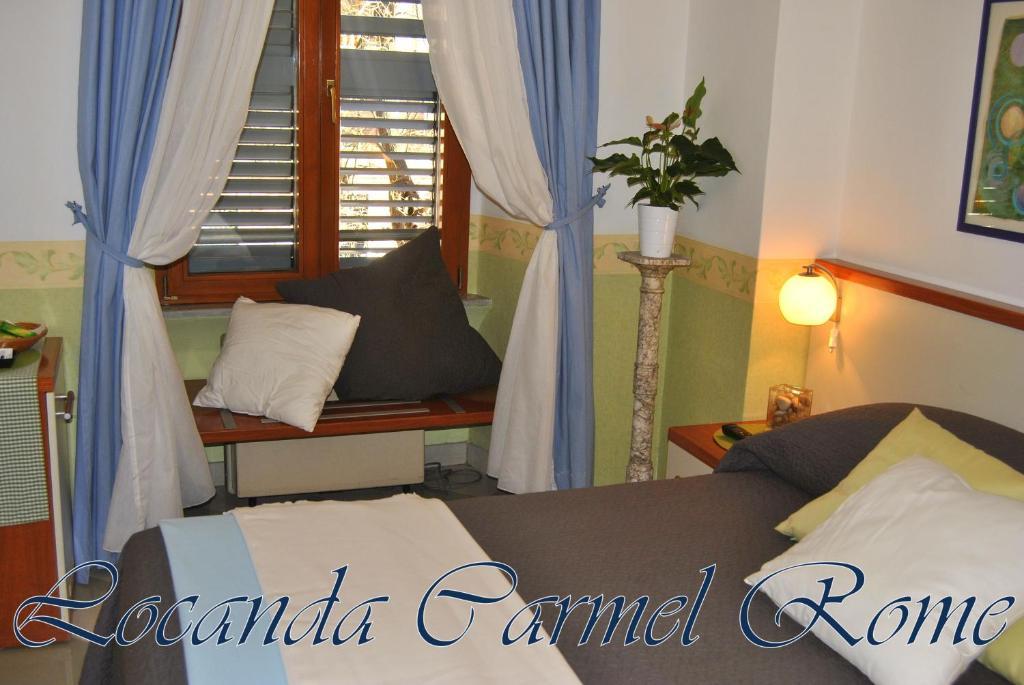 Carmel Rom